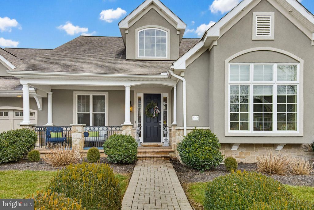 Photo of 628 Dorset Street, LITITZ, PA 17543 (MLS # PALA2081374)