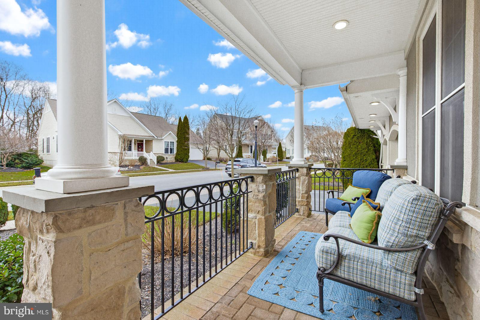 BRIGHTON - Residential