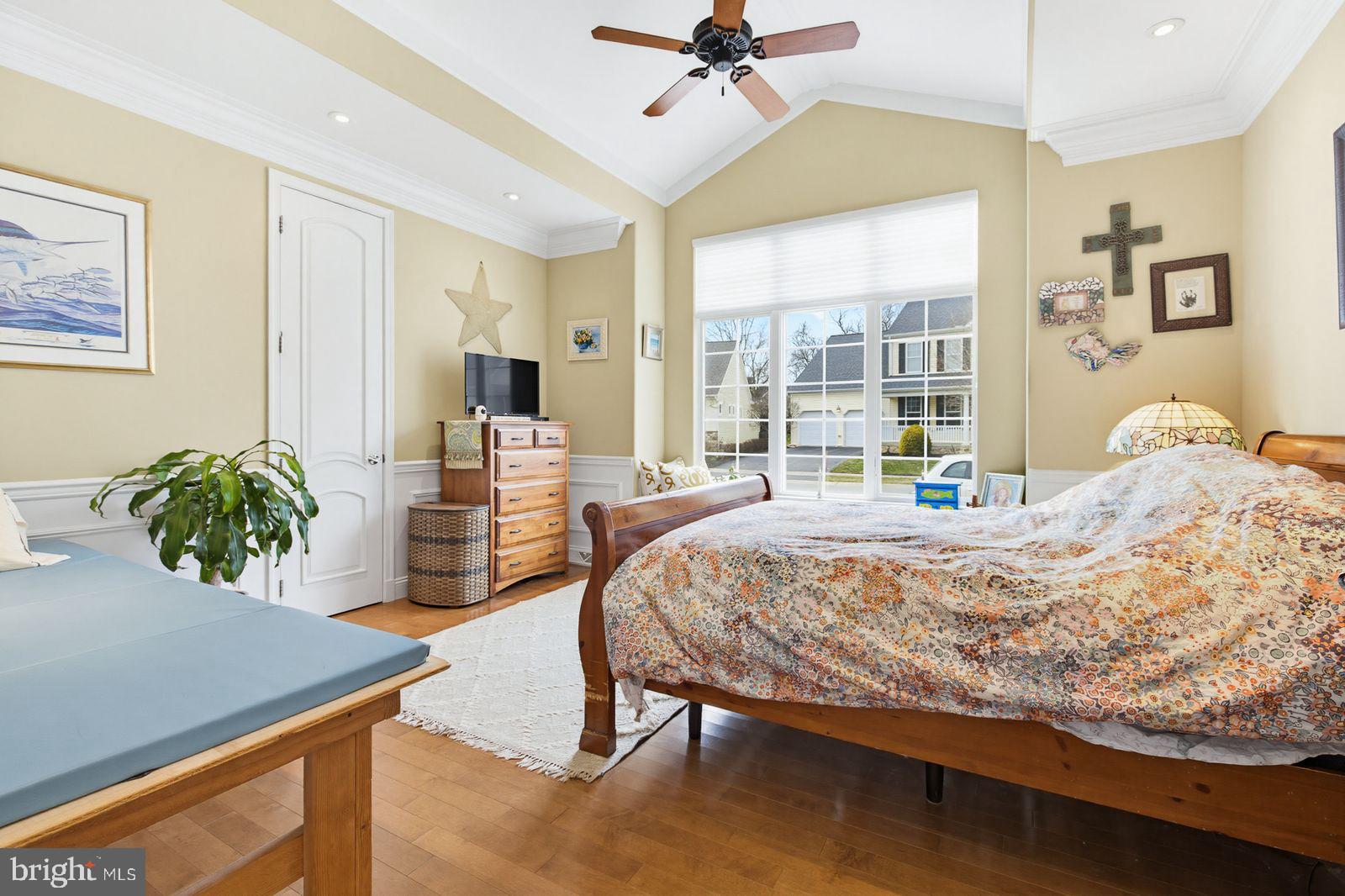 BRIGHTON - Residential