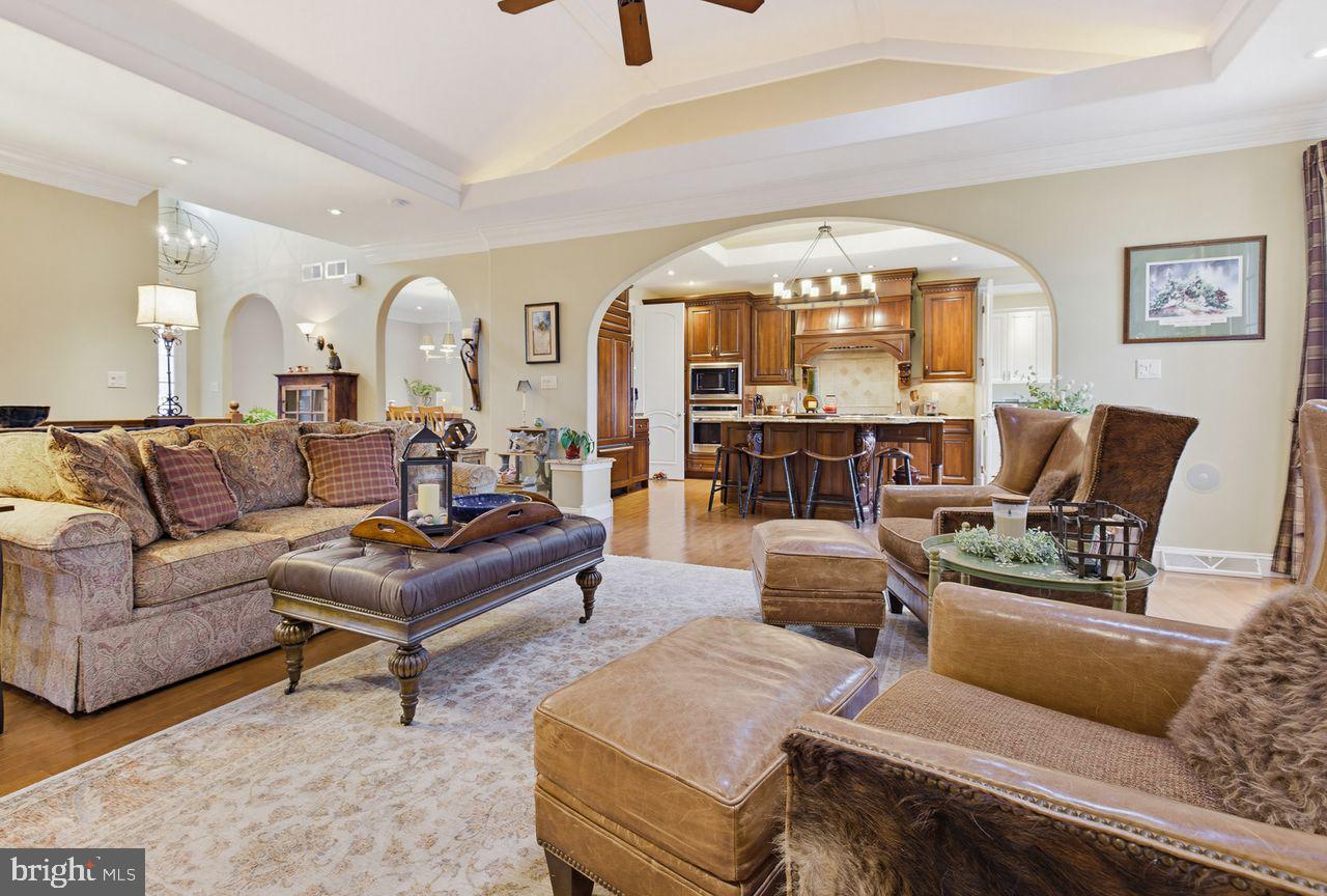 BRIGHTON - Residential