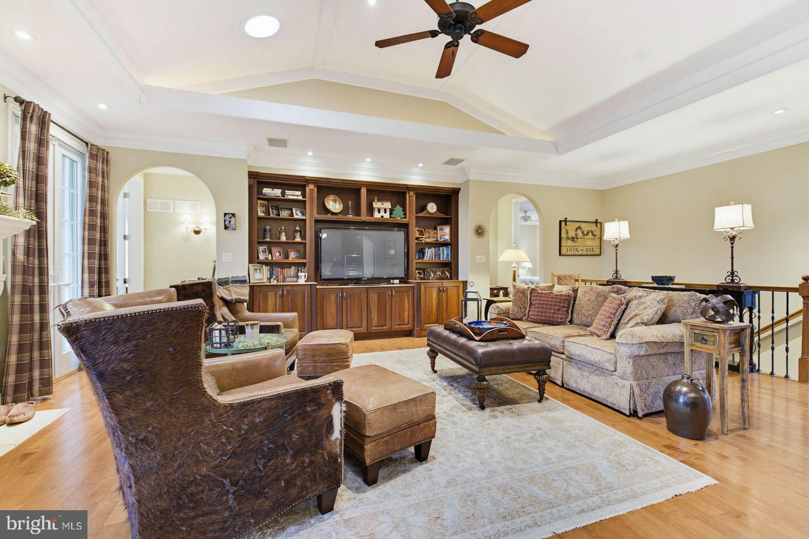 BRIGHTON - Residential