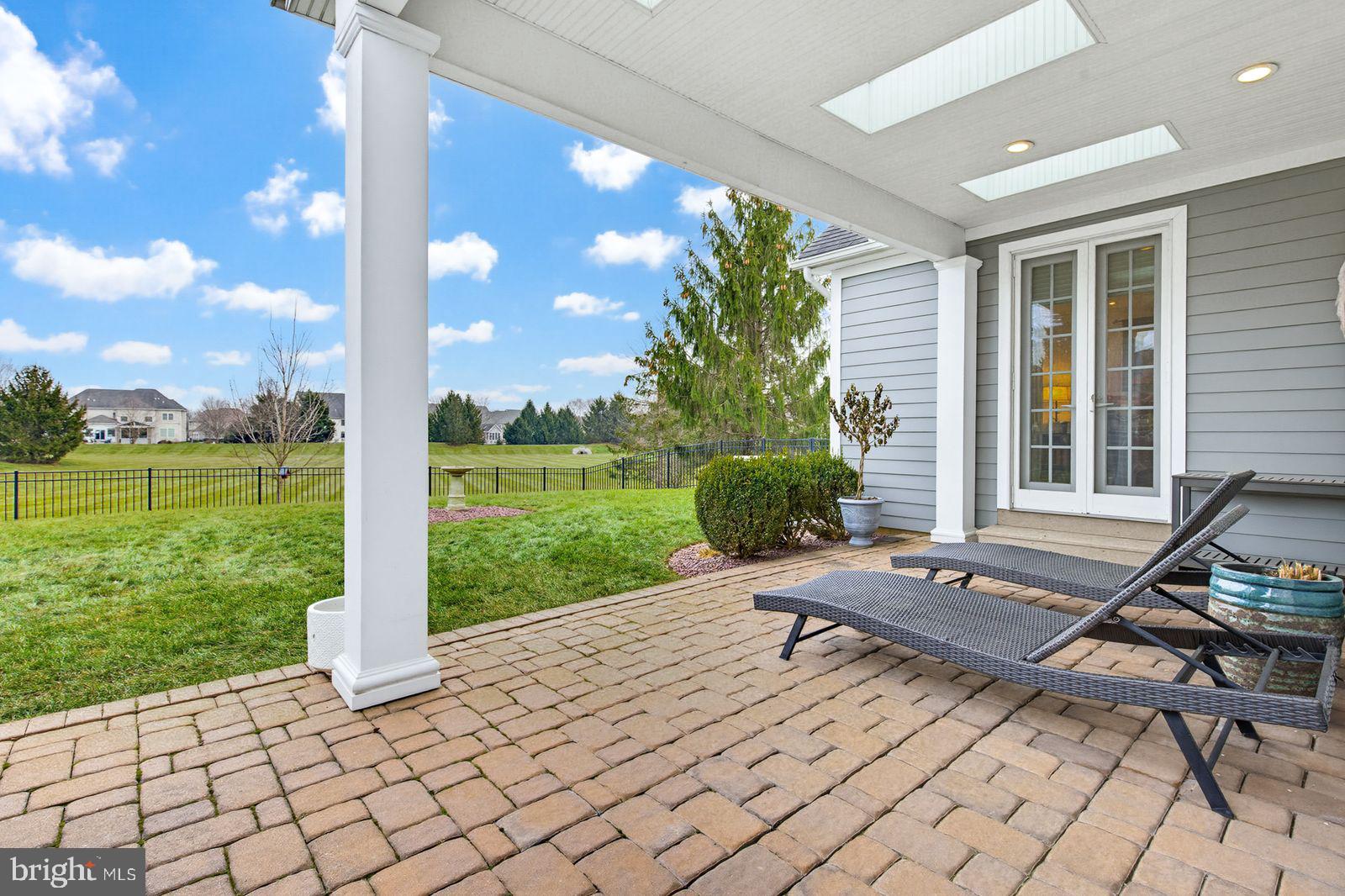 BRIGHTON - Residential