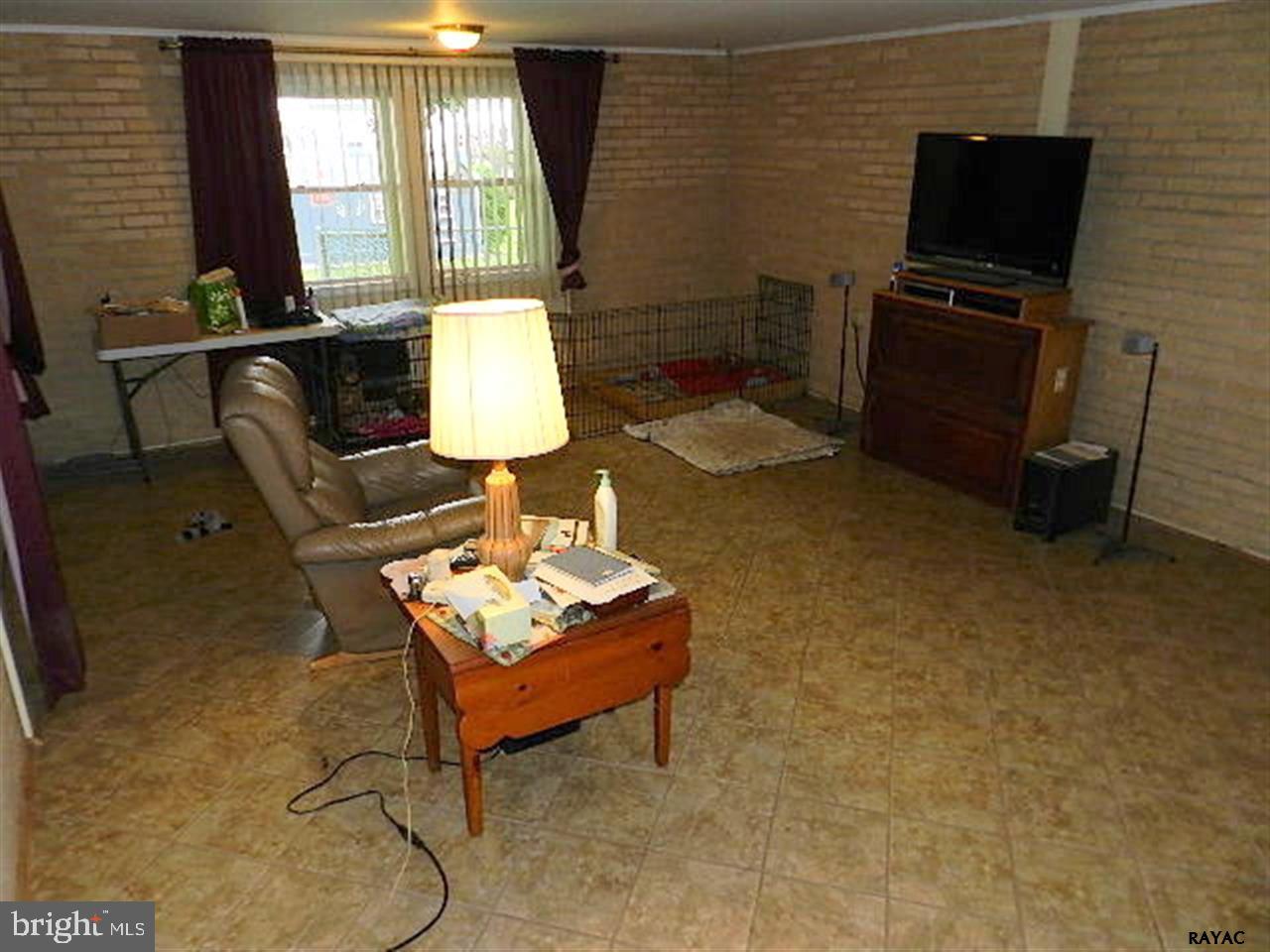 BROUGHER ESTATES - Residential