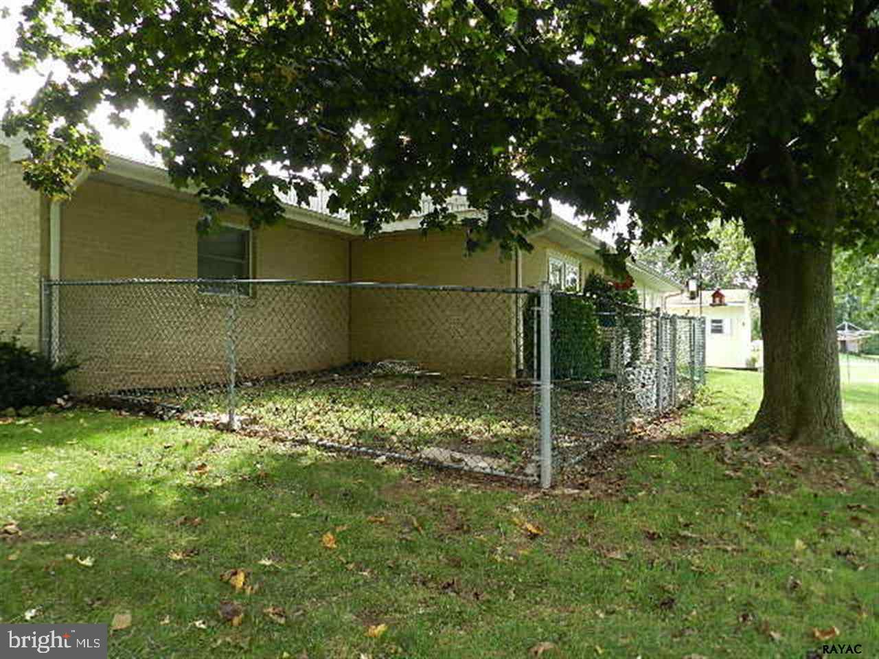 BROUGHER ESTATES - Residential