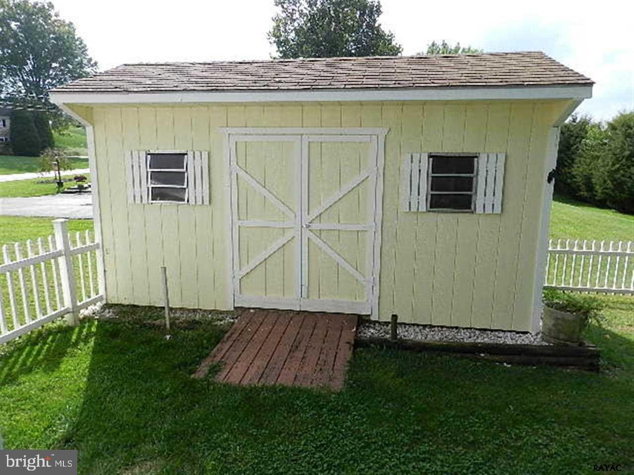 BROUGHER ESTATES - Residential