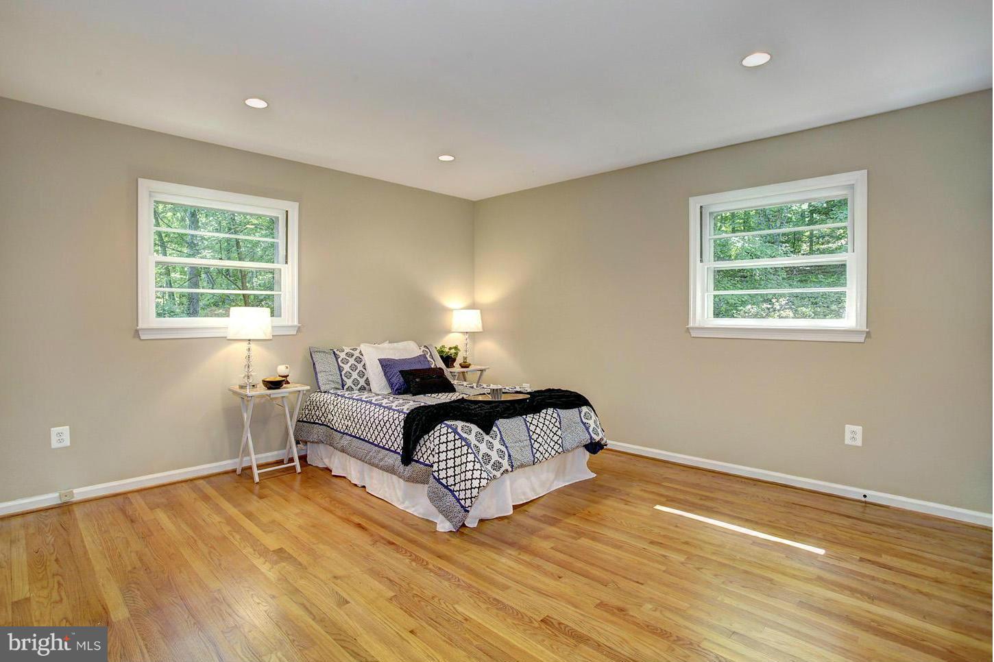 MANTUA - Residential