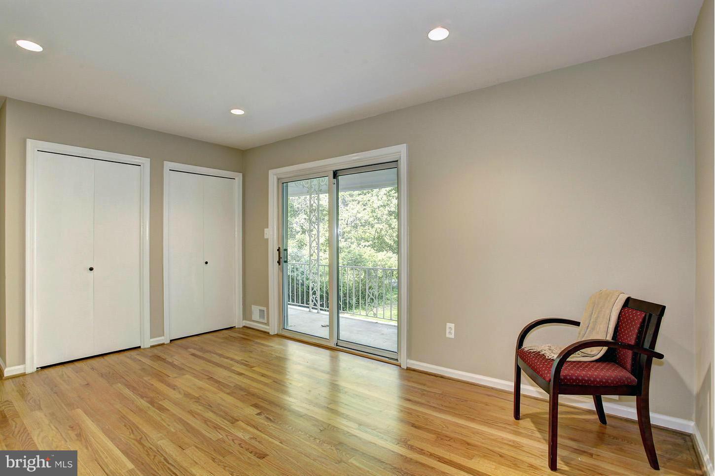 MANTUA - Residential