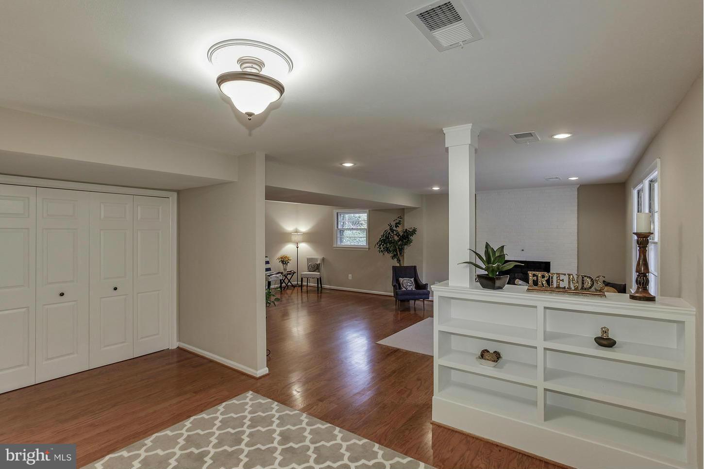 MANTUA - Residential