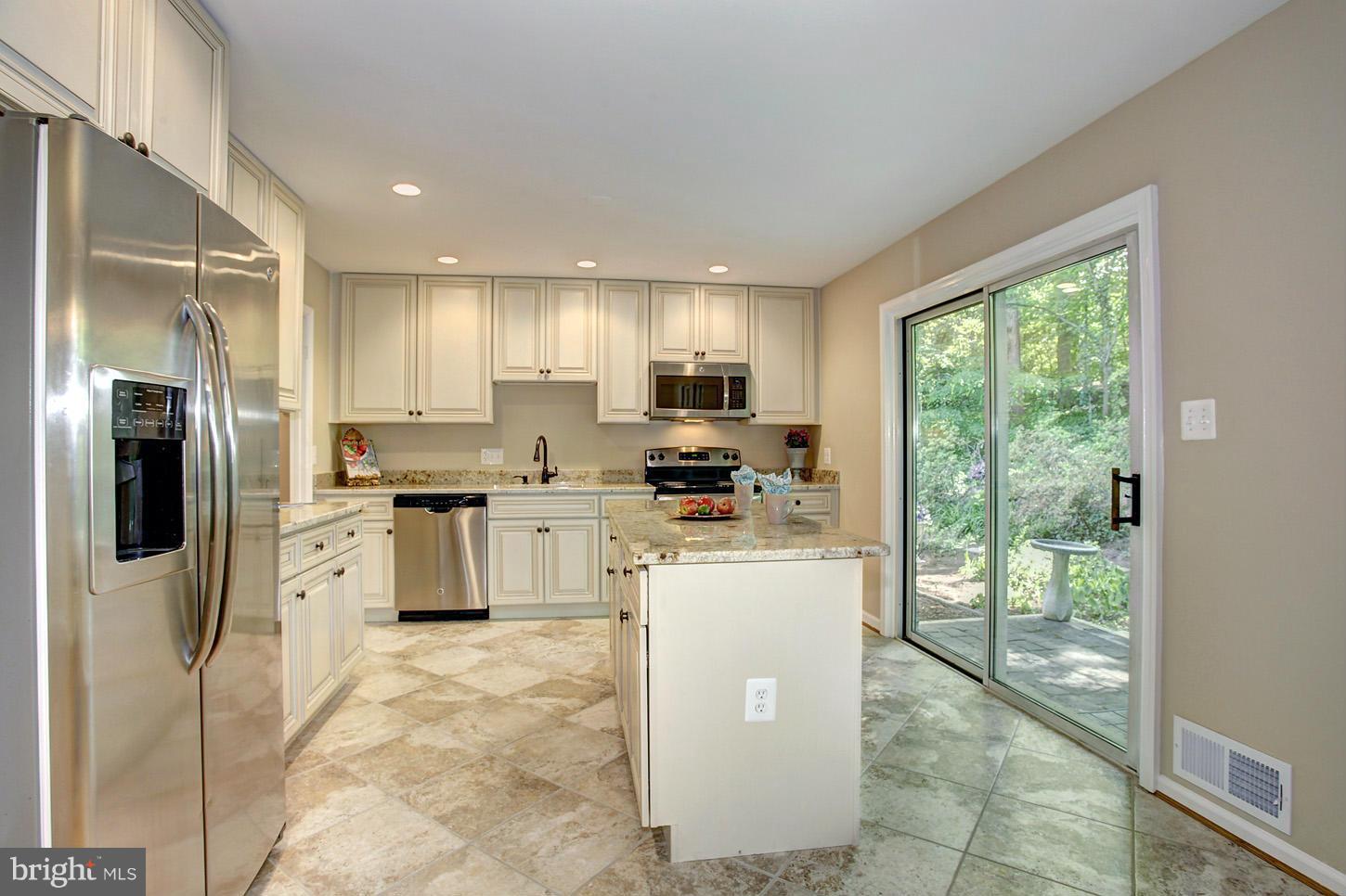 MANTUA - Residential