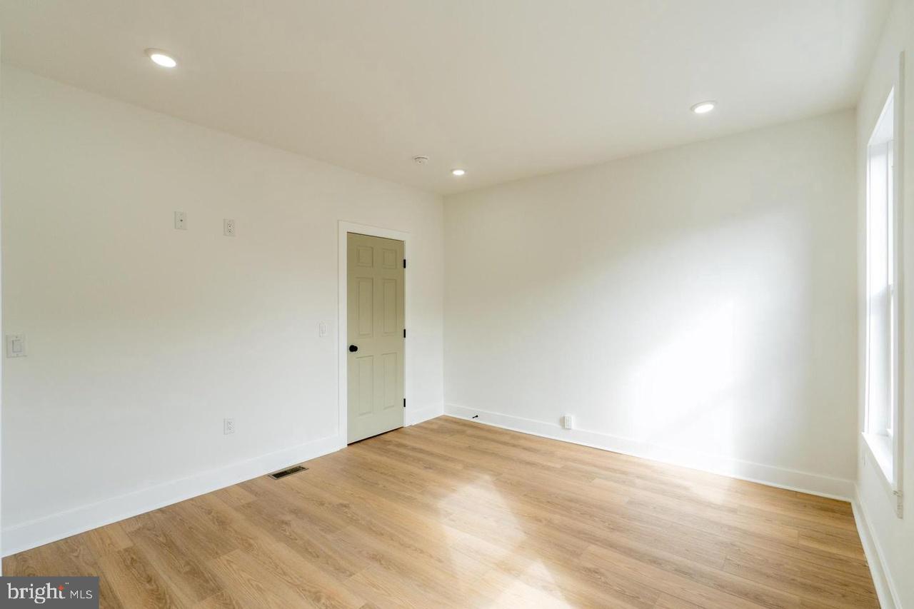 TEMPLE UNIVERSITY - Residential