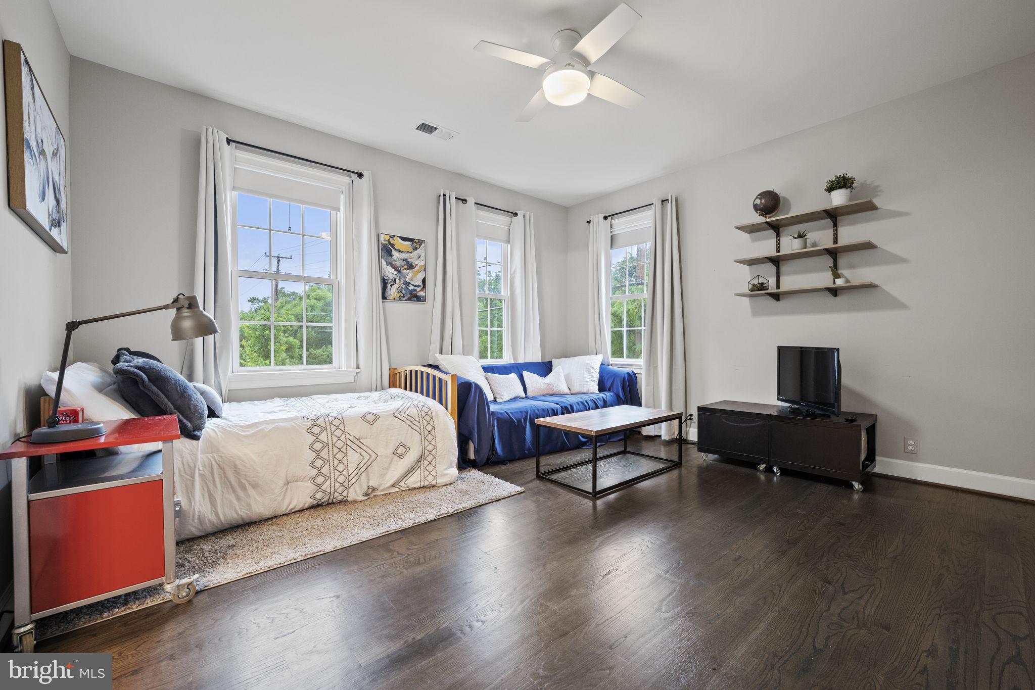 COBBS GROVE - Residential