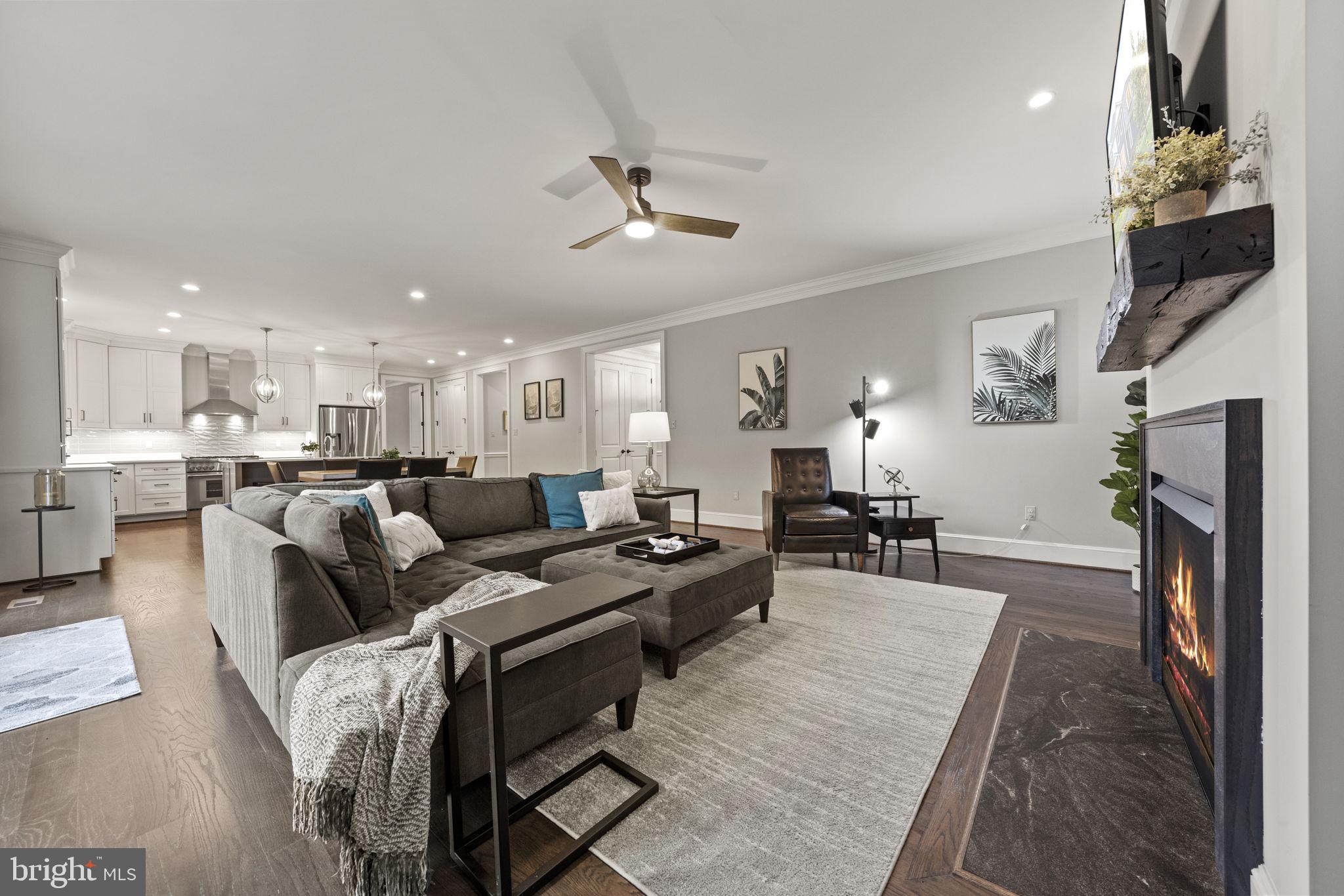 COBBS GROVE - Residential