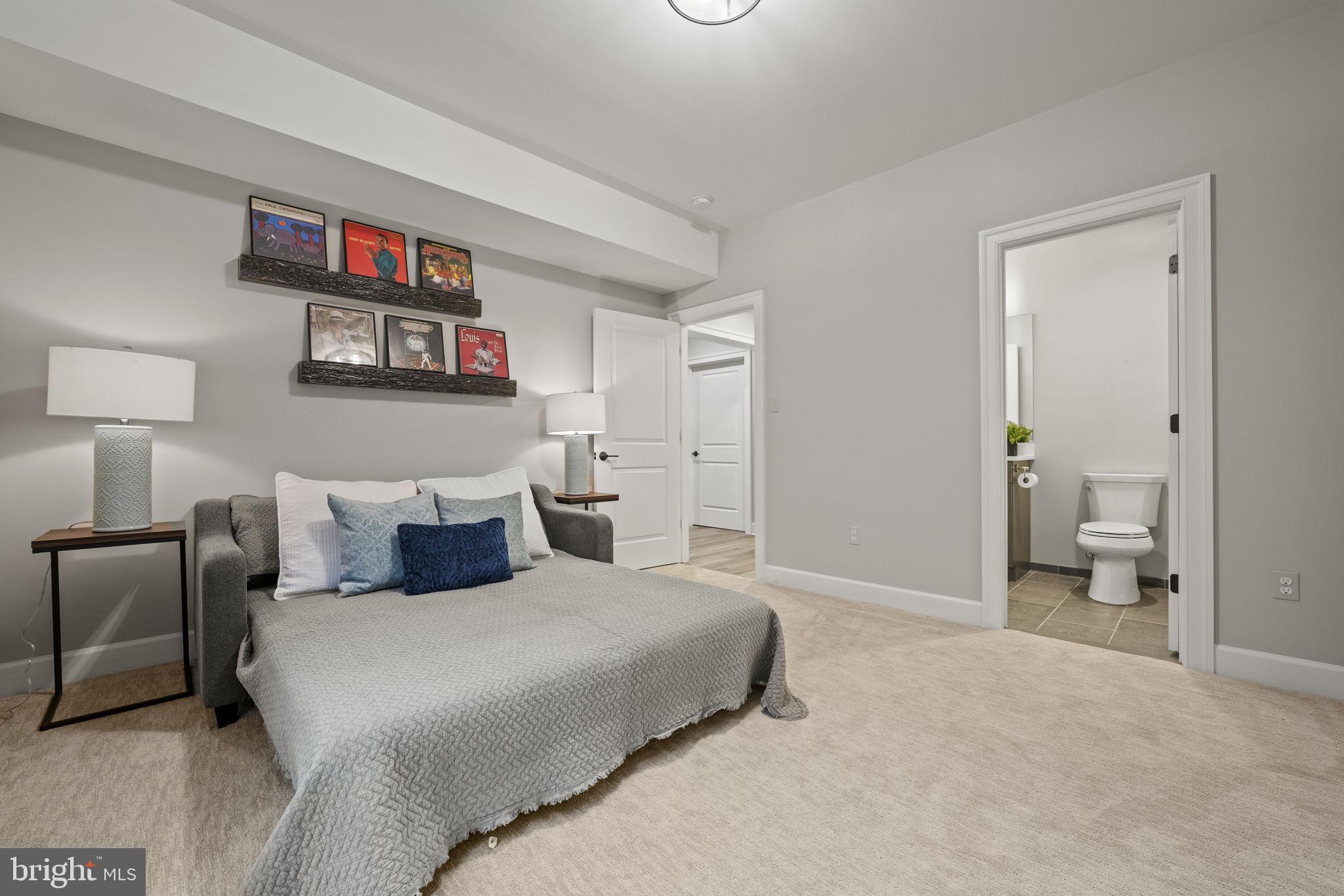 COBBS GROVE - Residential