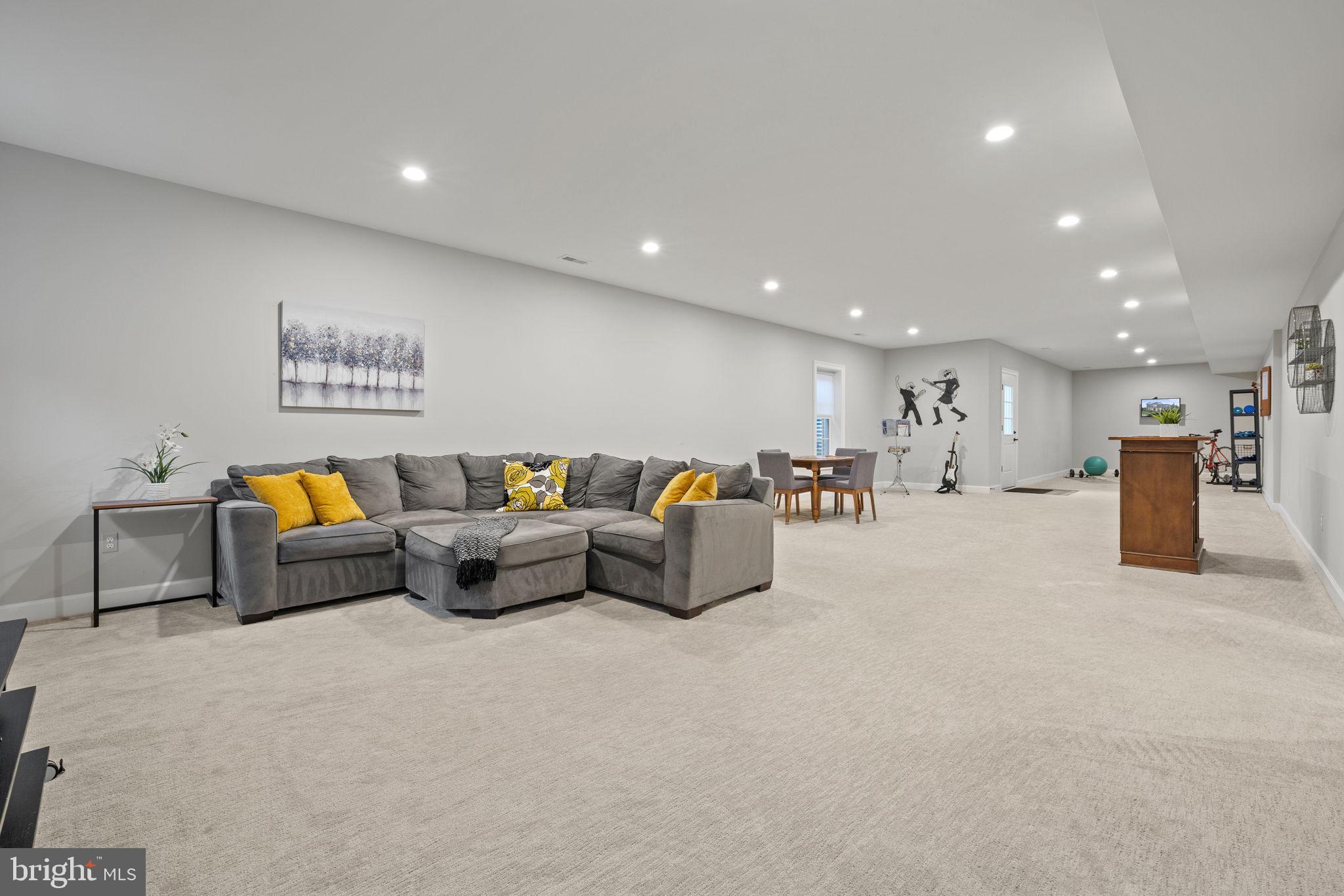 COBBS GROVE - Residential