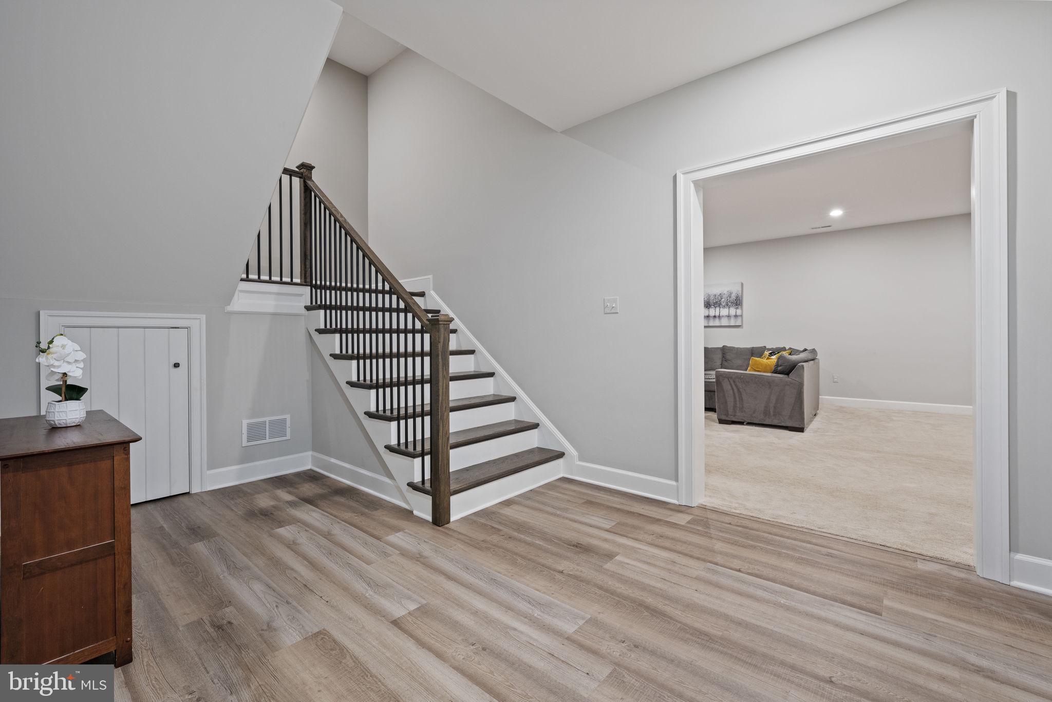 COBBS GROVE - Residential