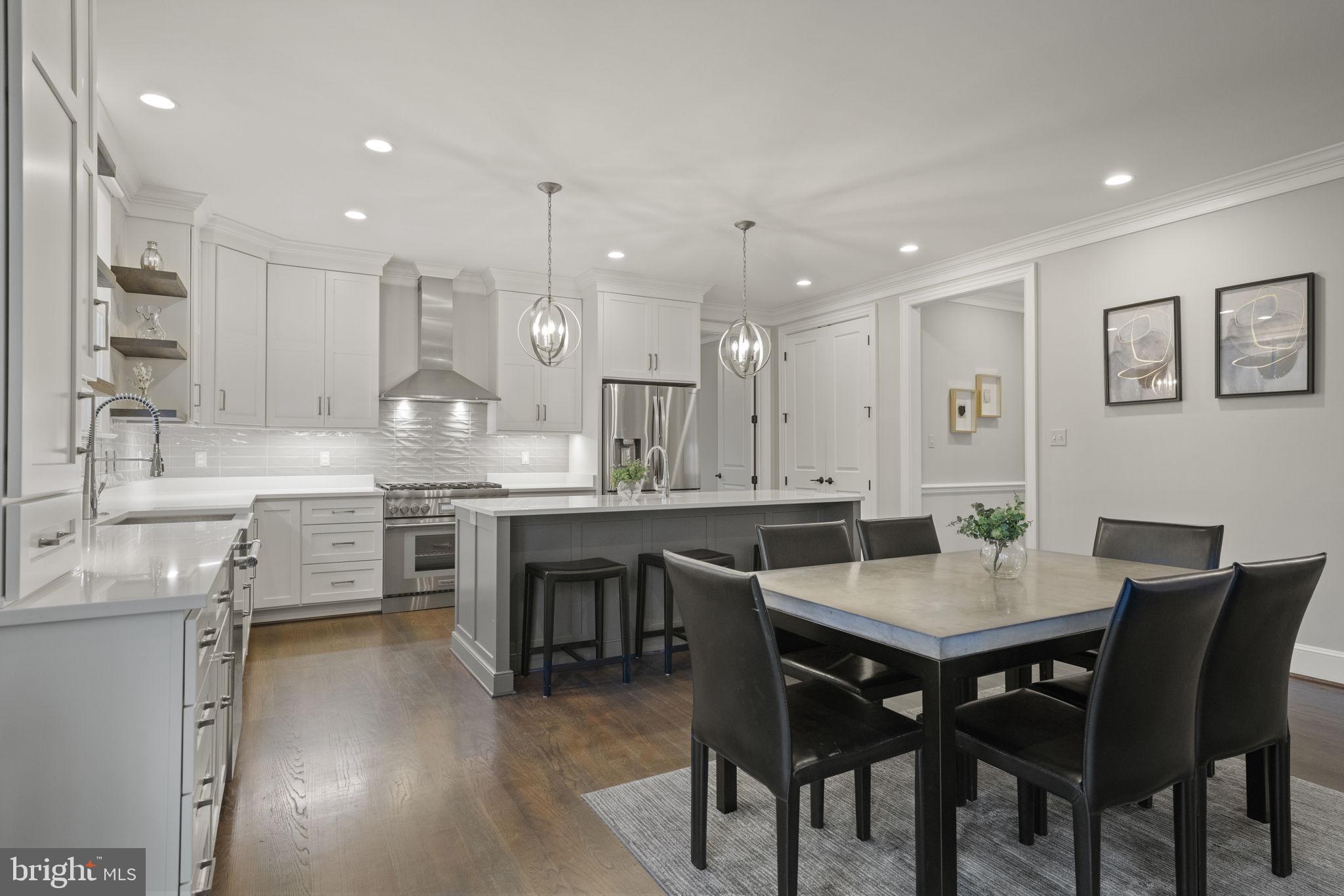 COBBS GROVE - Residential