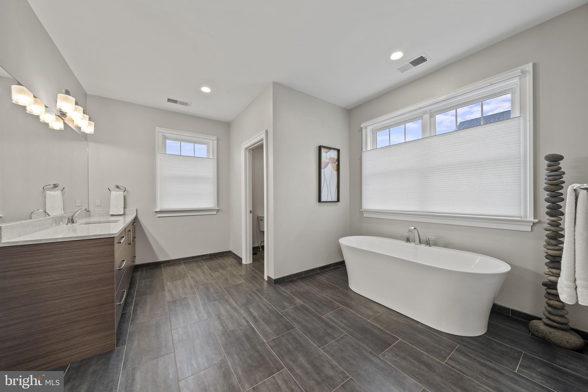 COBBS GROVE - Residential