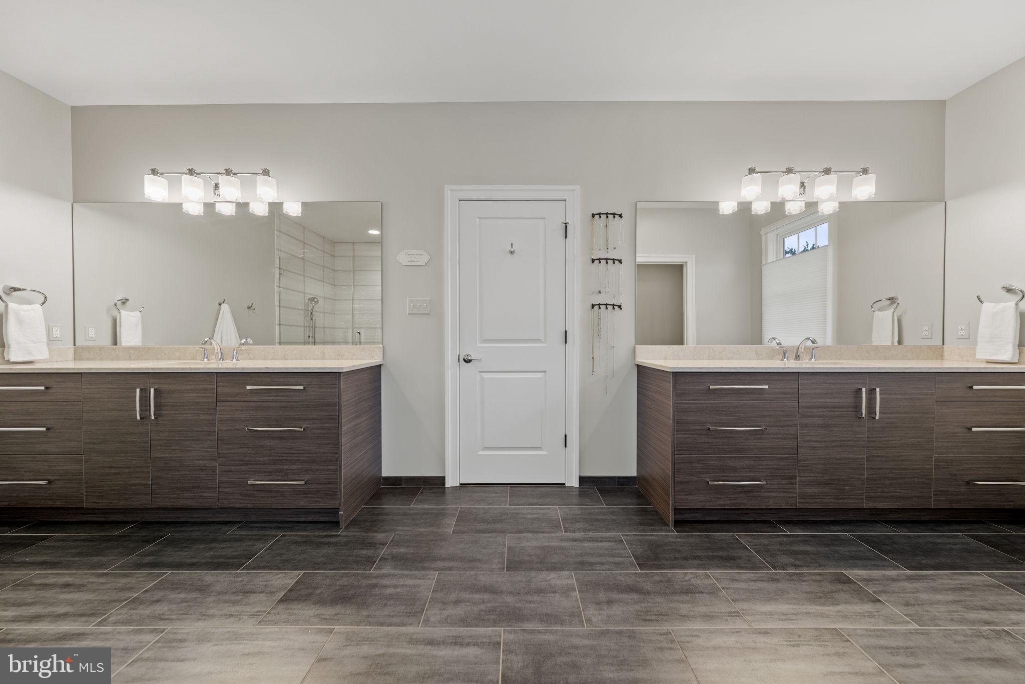 COBBS GROVE - Residential