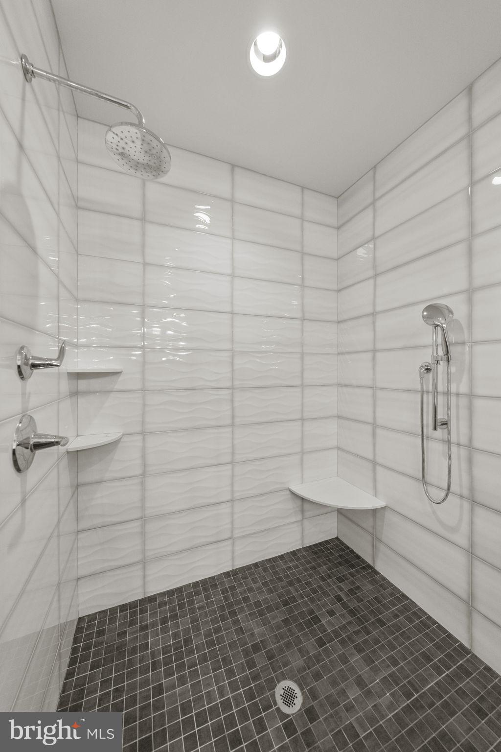 COBBS GROVE - Residential