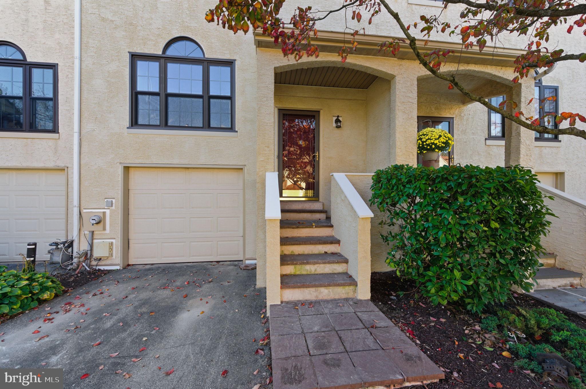 3305 KESWICK WAY 3305D