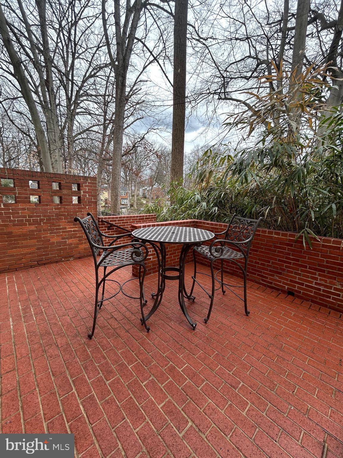 TOP OF THE PARK - Residential