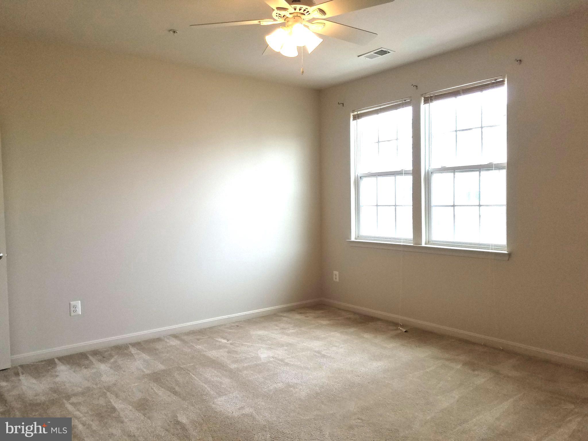 WOODLAND PK AT WILDEWOOD - Residential Lease