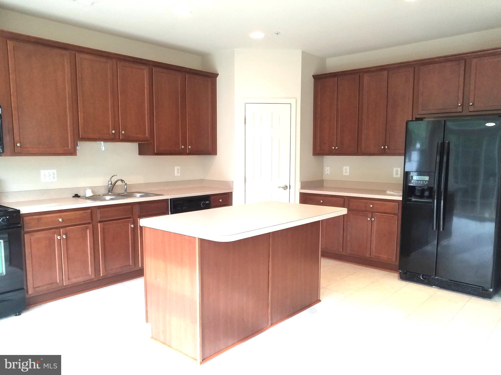 WOODLAND PK AT WILDEWOOD - Residential Lease