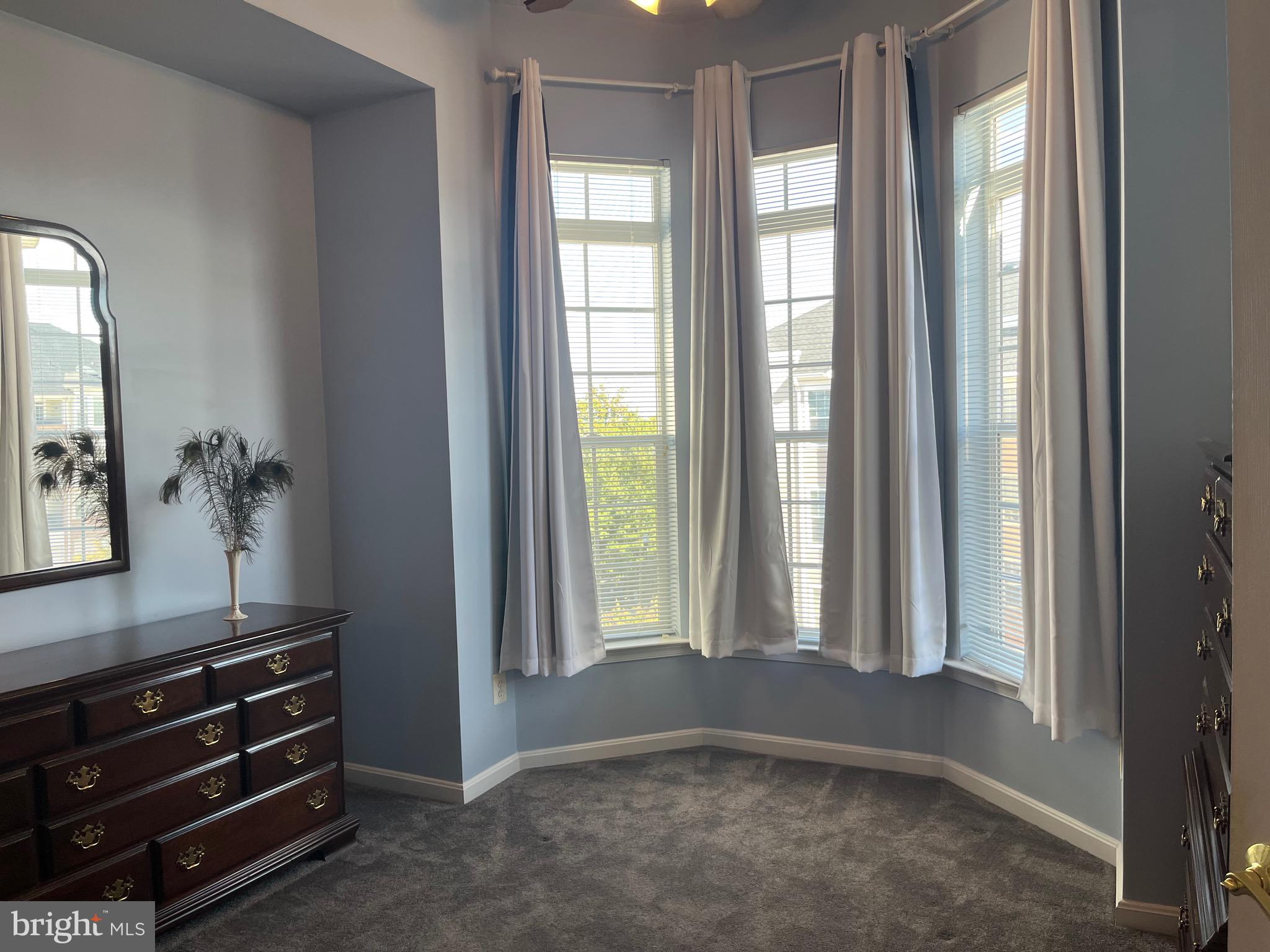 MAPLECREST - Residential