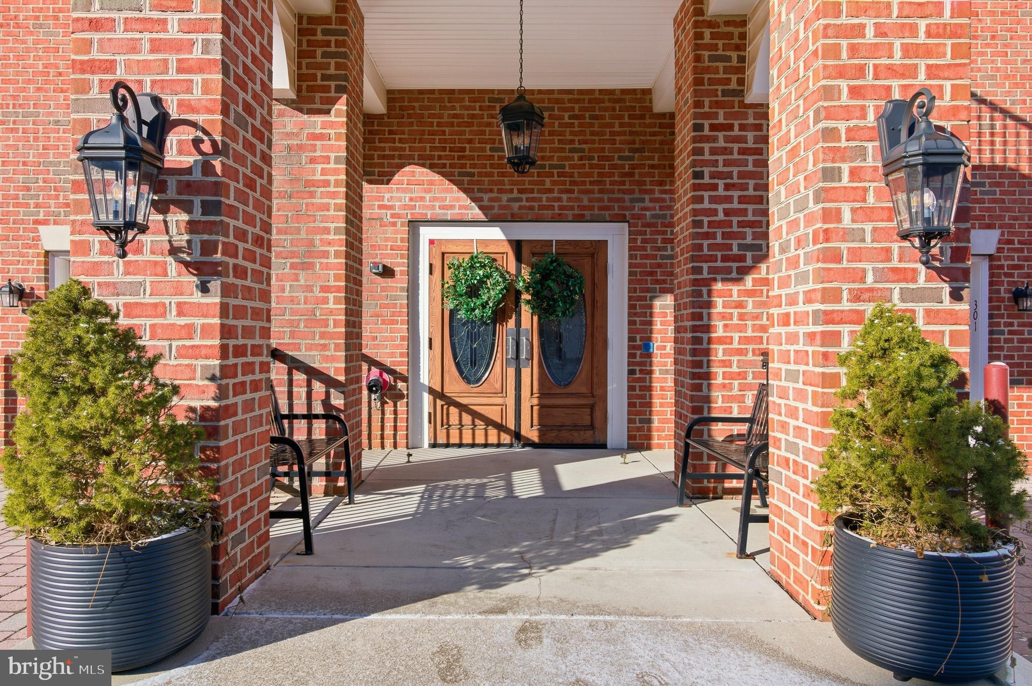 MAPLECREST - Residential