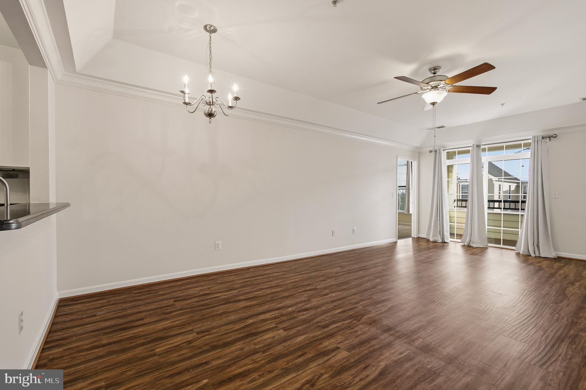 MAPLECREST - Residential