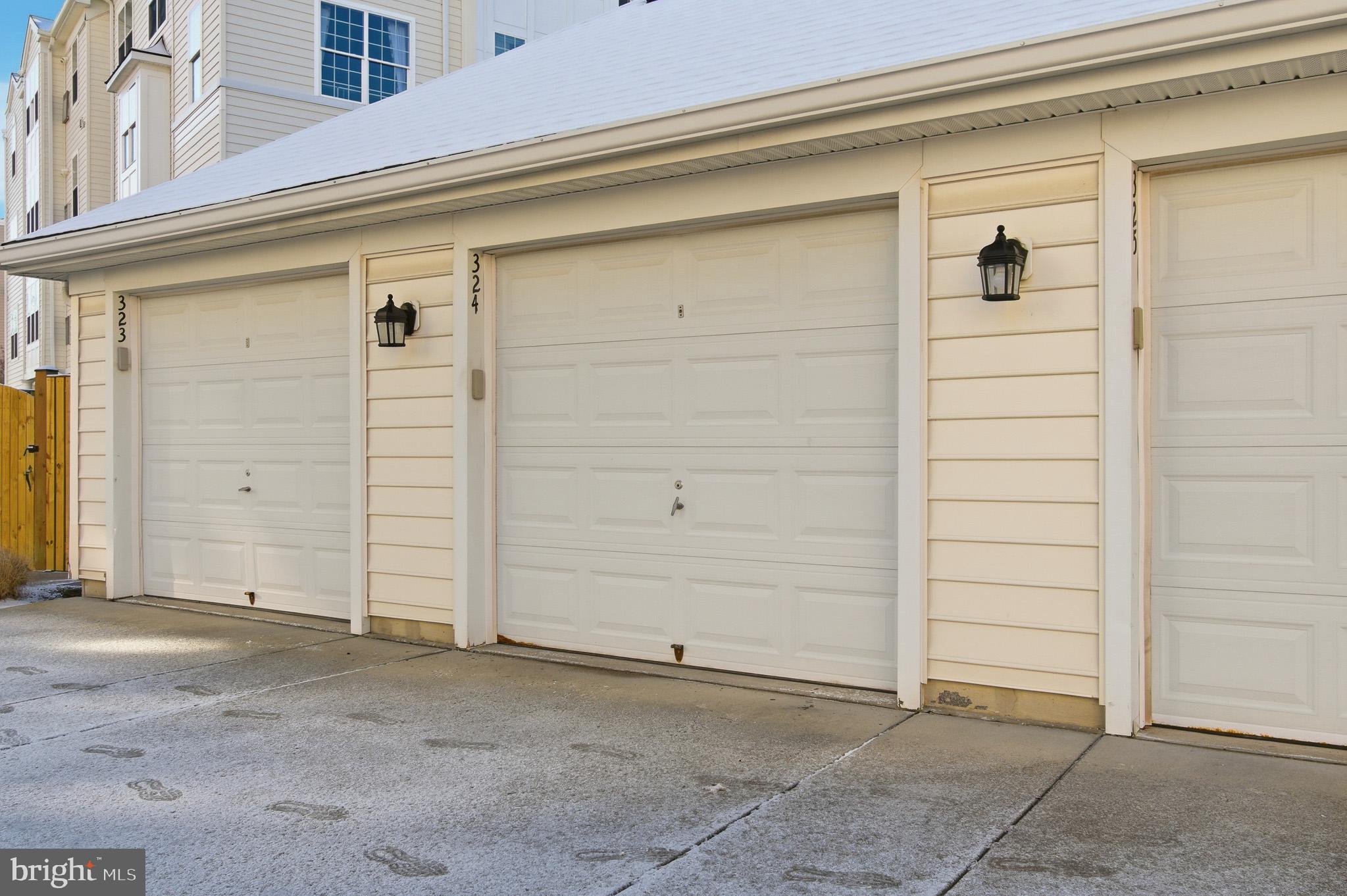 MAPLECREST - Residential