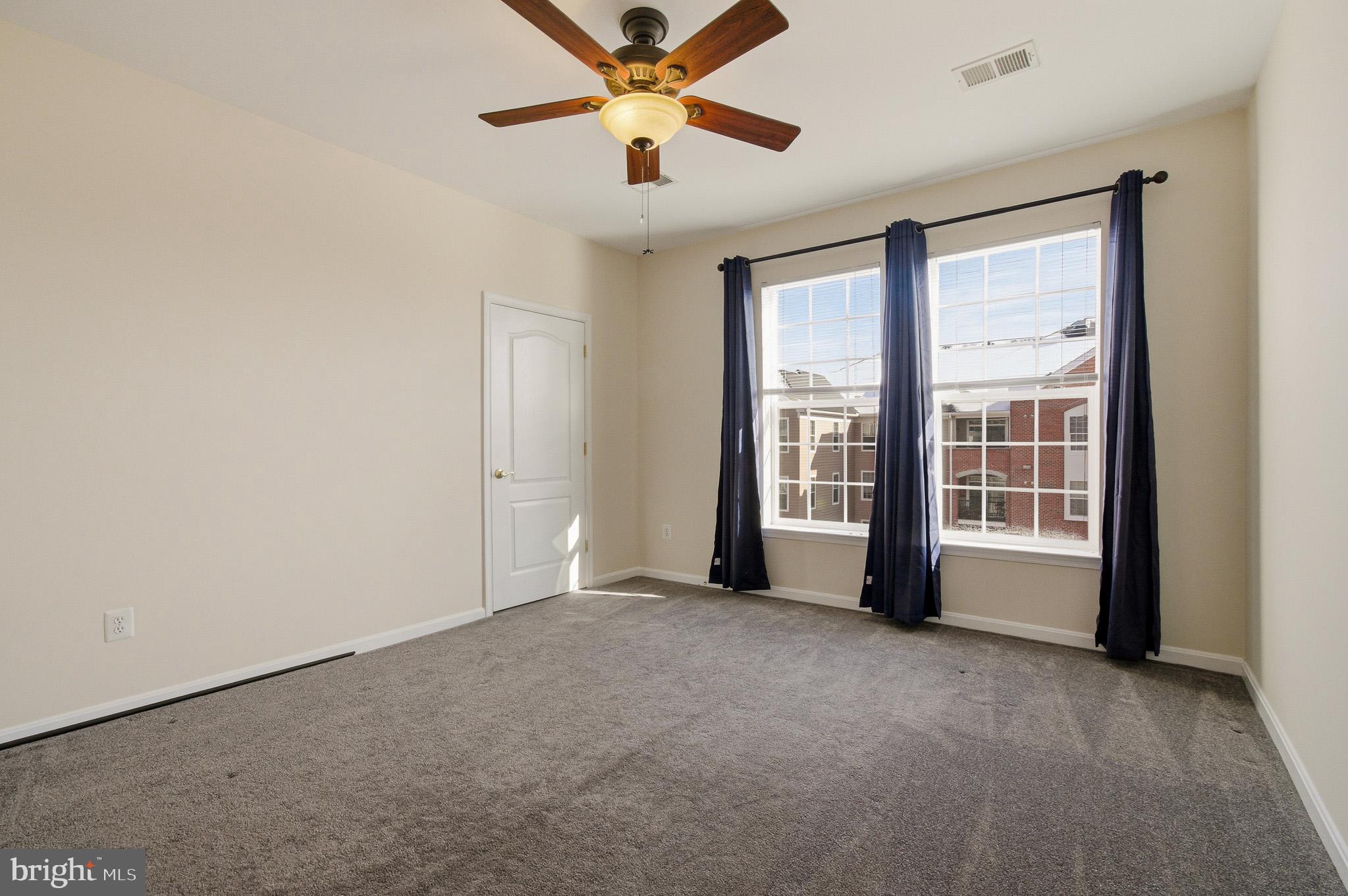 MAPLECREST - Residential