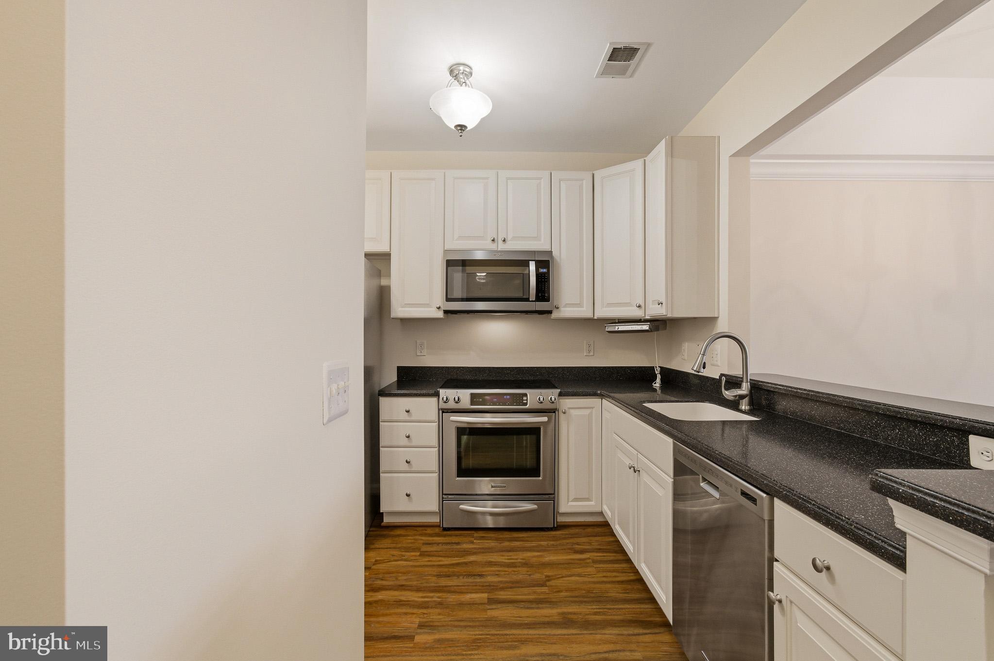 MAPLECREST - Residential