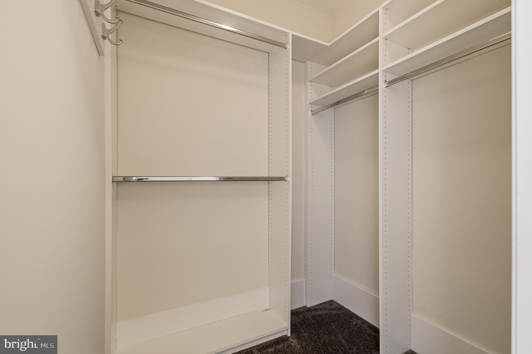 MAPLECREST - Residential