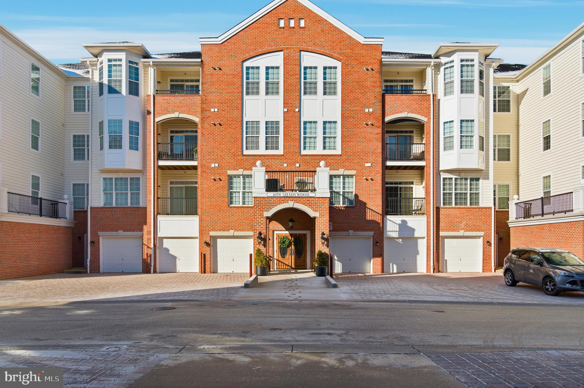 MAPLECREST - Residential