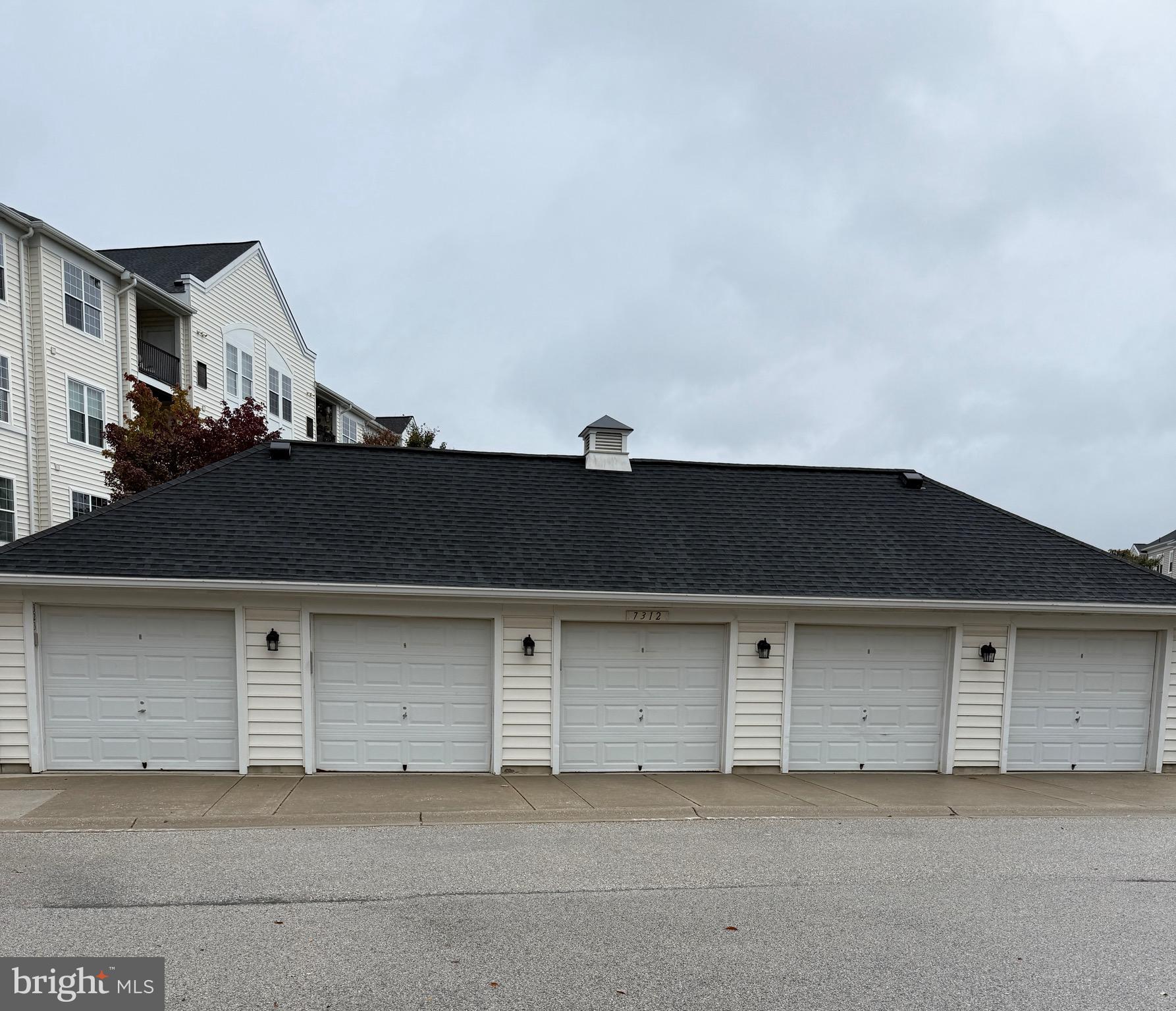 MAPLECREST - Residential