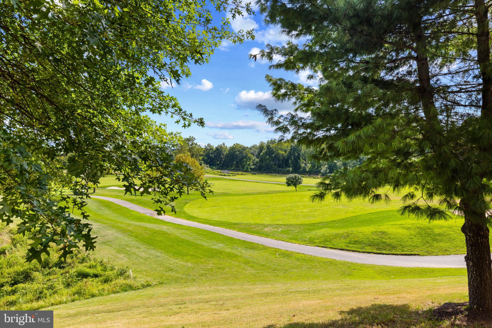 MAPLECREST - Residential