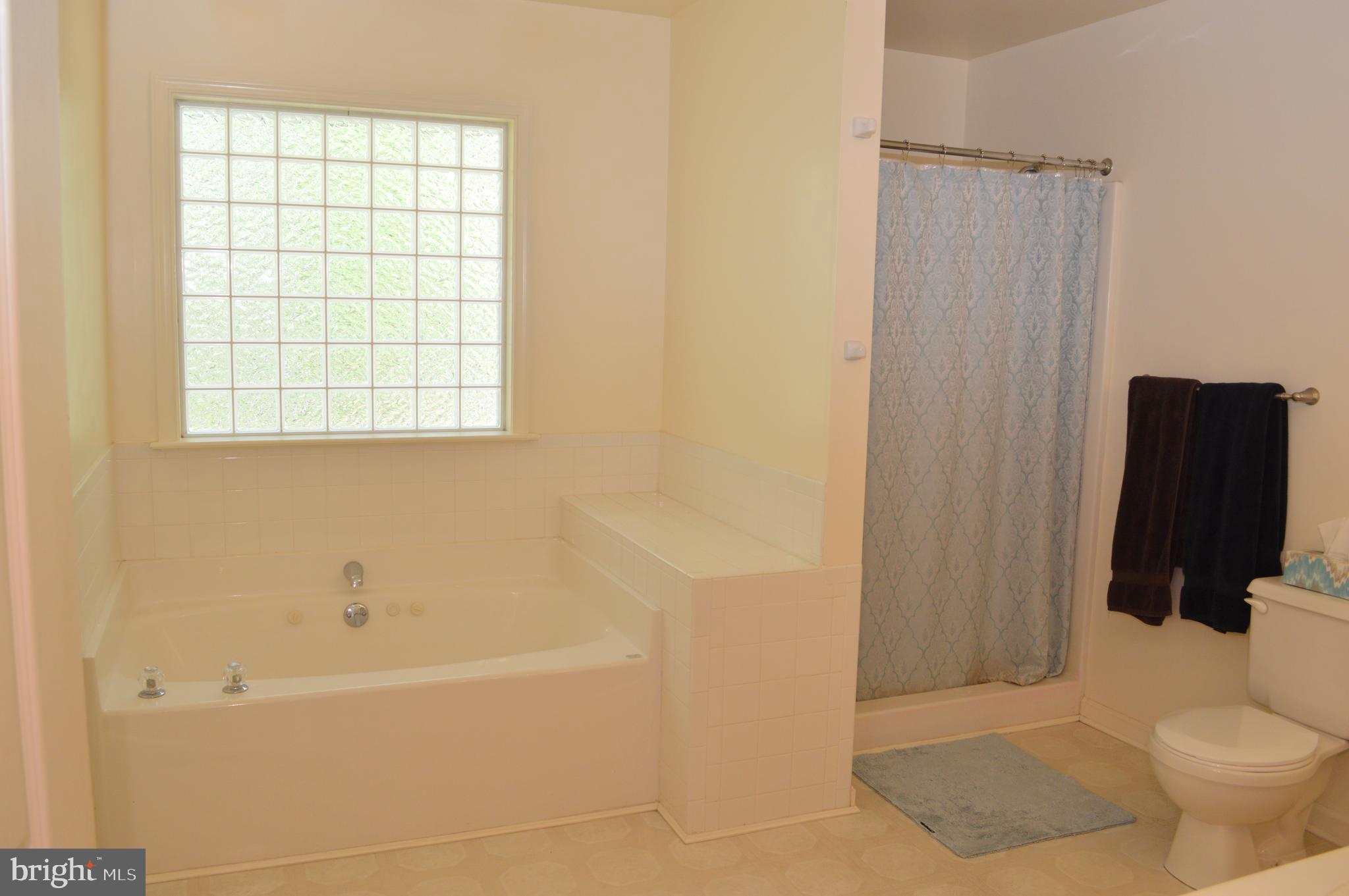 MISTY CREEK - Residential