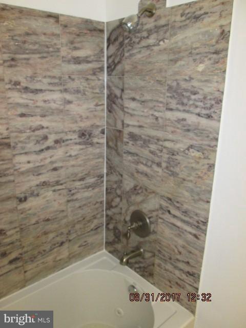 CRISPIN WOODS - Residential