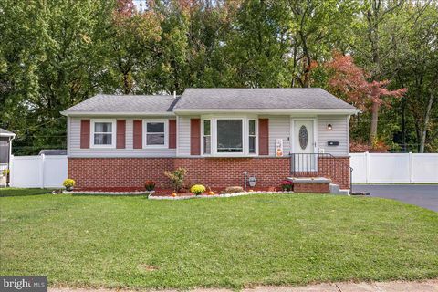 Photo of 402 Tamara Circle, NEWARK, DE 19711 (MLS # DENC2091154)