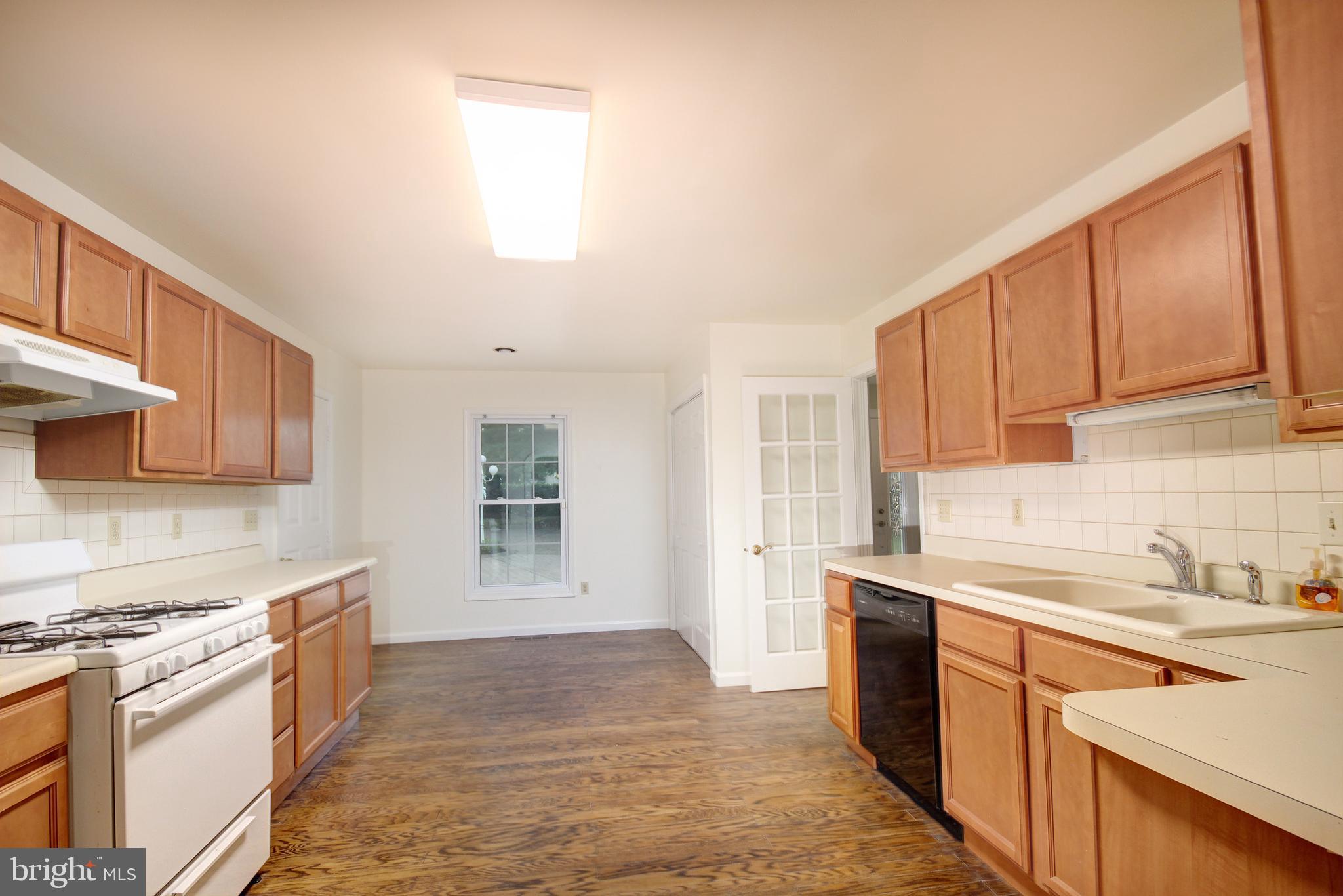 MORRIS ACRES - Residential