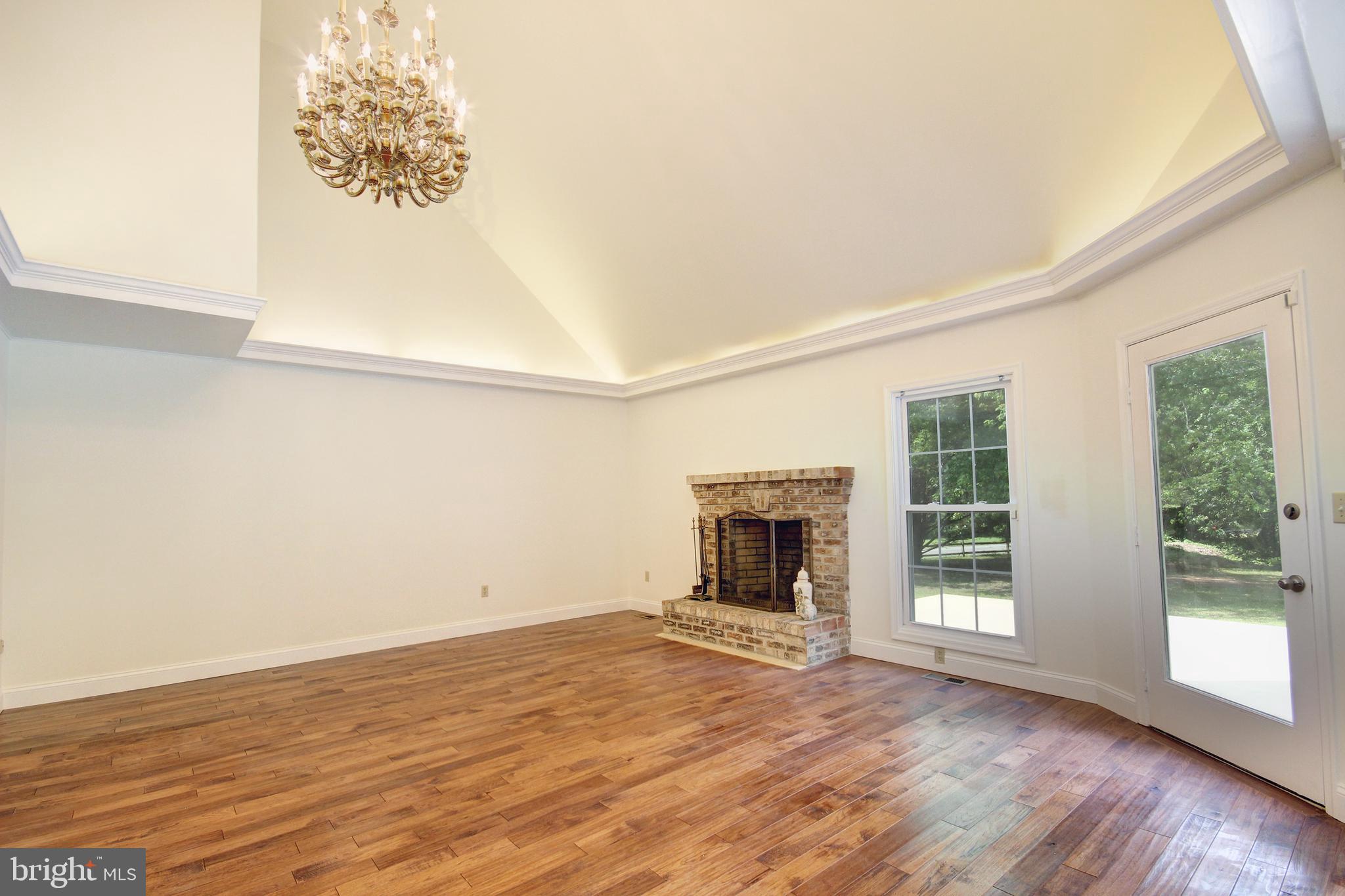 MORRIS ACRES - Residential