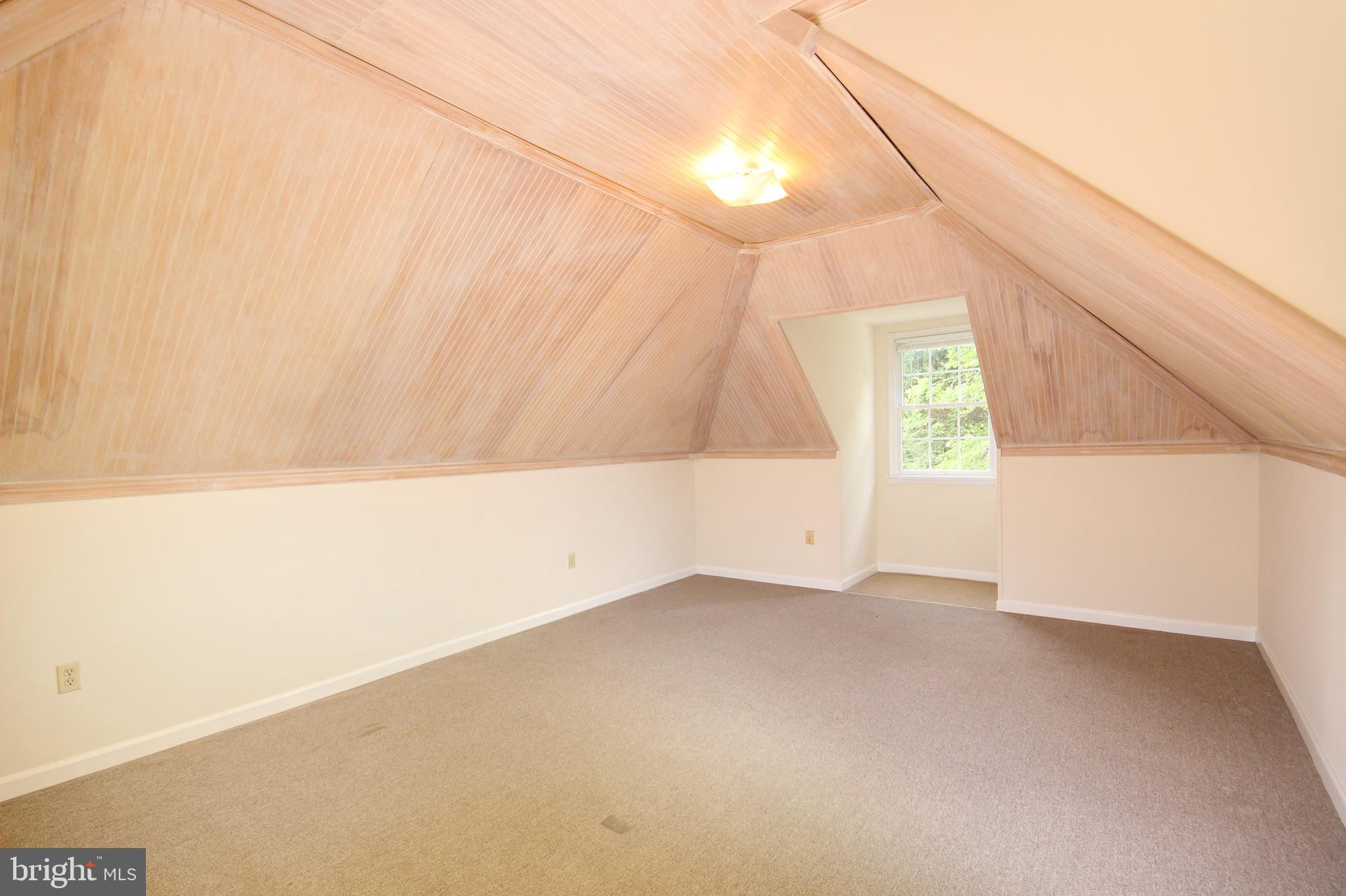 MORRIS ACRES - Residential