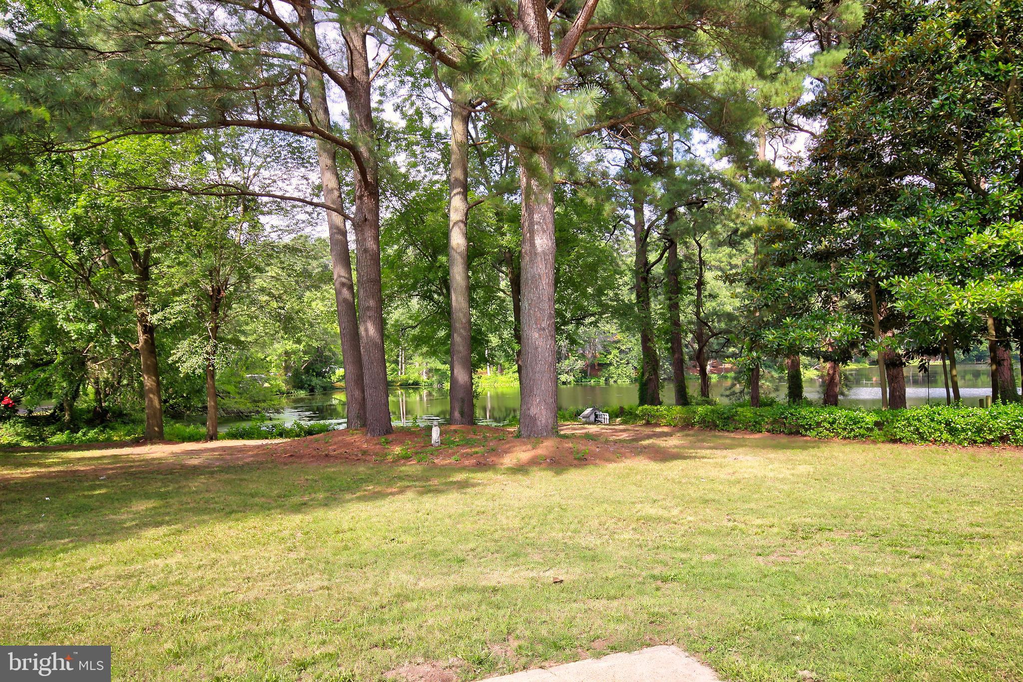 MORRIS ACRES - Residential