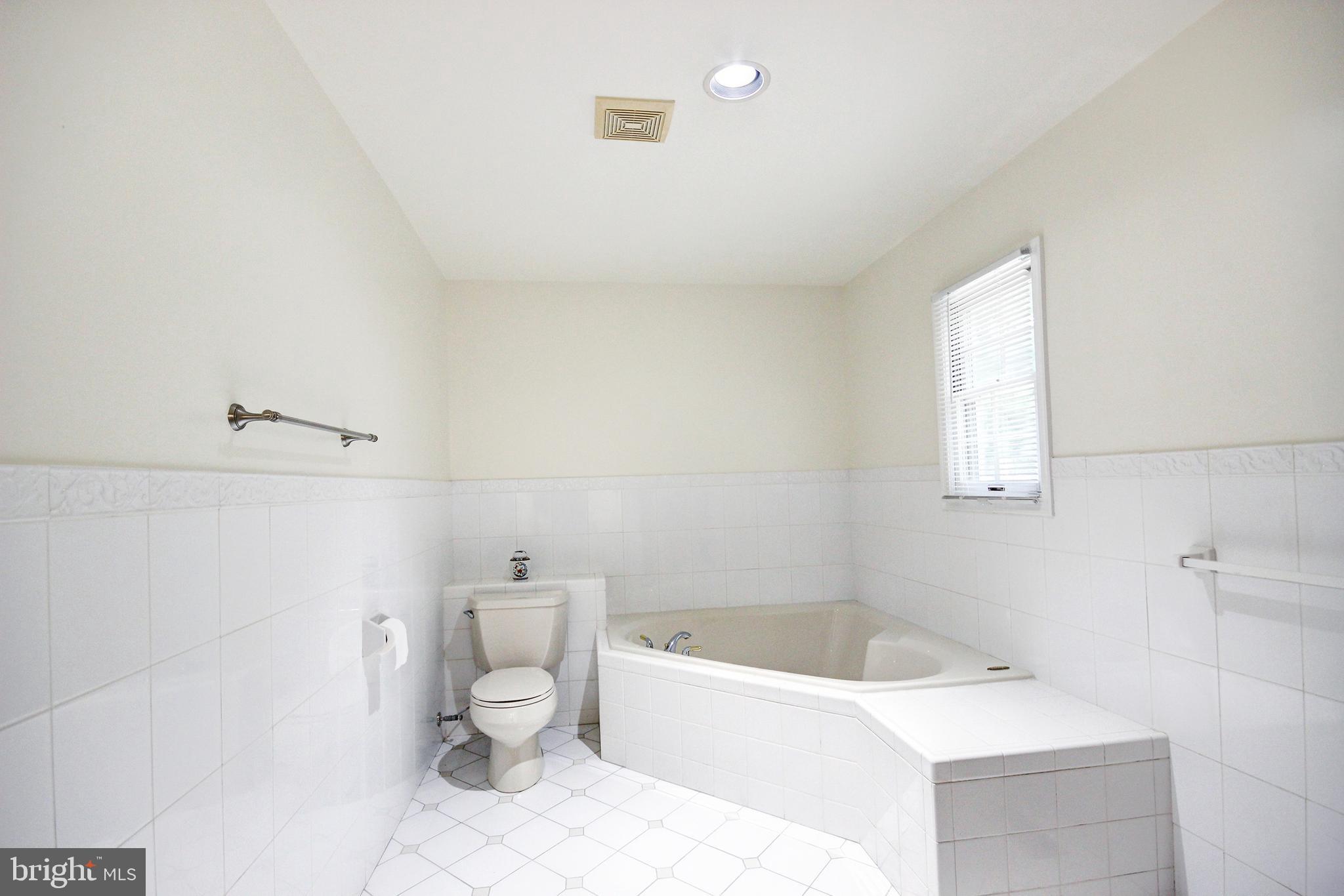 MORRIS ACRES - Residential