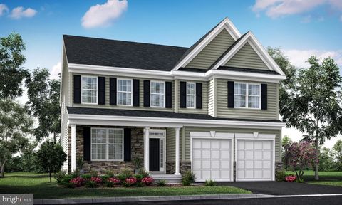 Photo of 4 Fieldstone Drive, LUMBERTON, NJ 08048 (MLS # NJBL2050090)