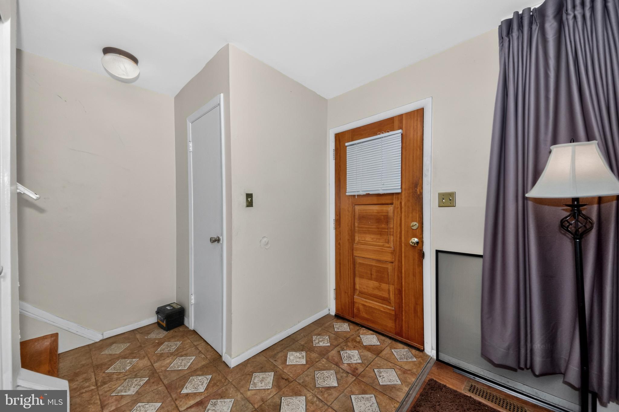 CROWN ESTATES - Residential