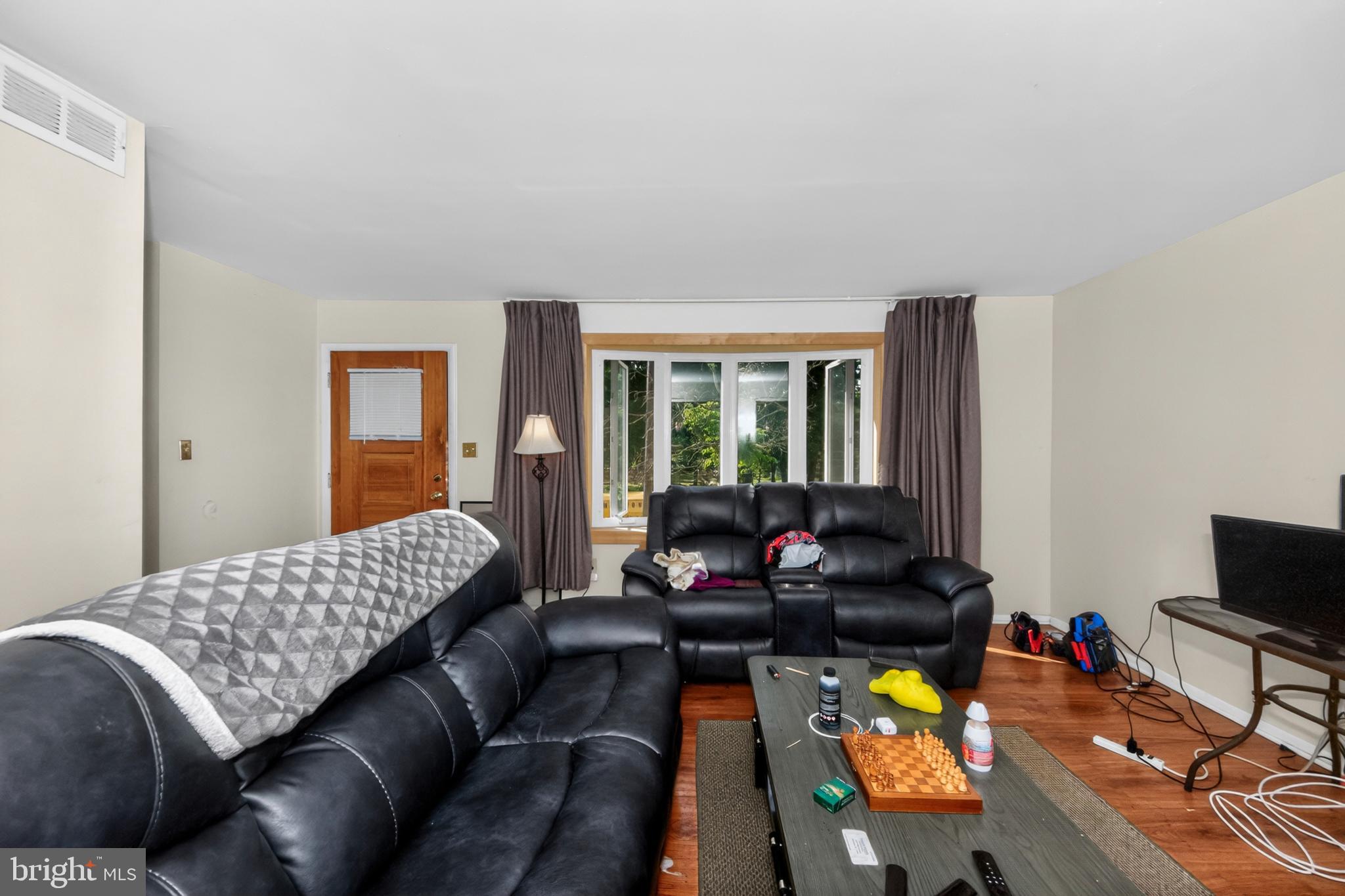 CROWN ESTATES - Residential