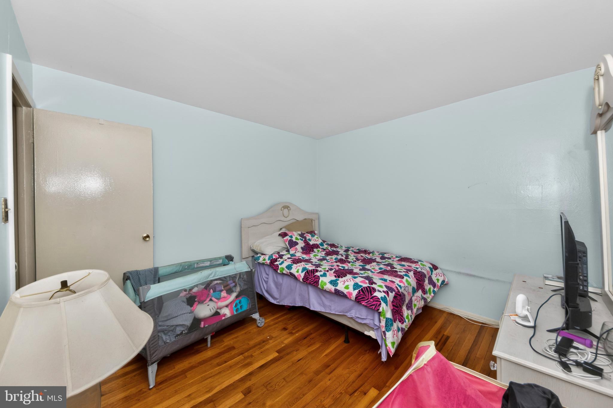 CROWN ESTATES - Residential