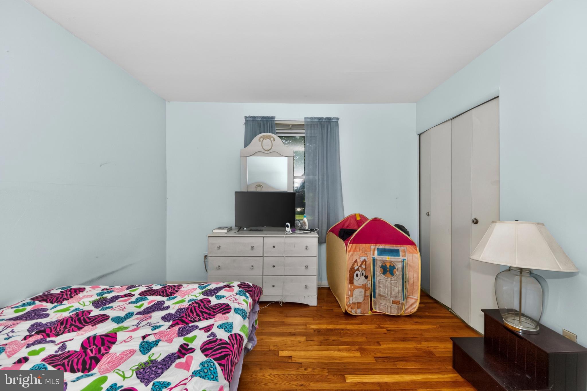 CROWN ESTATES - Residential